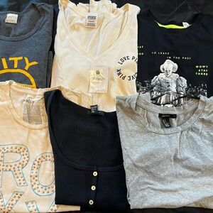 Bundle 6 women’s t-shirts small Roxy, Victoria’s Secret, forever 21, H&M
